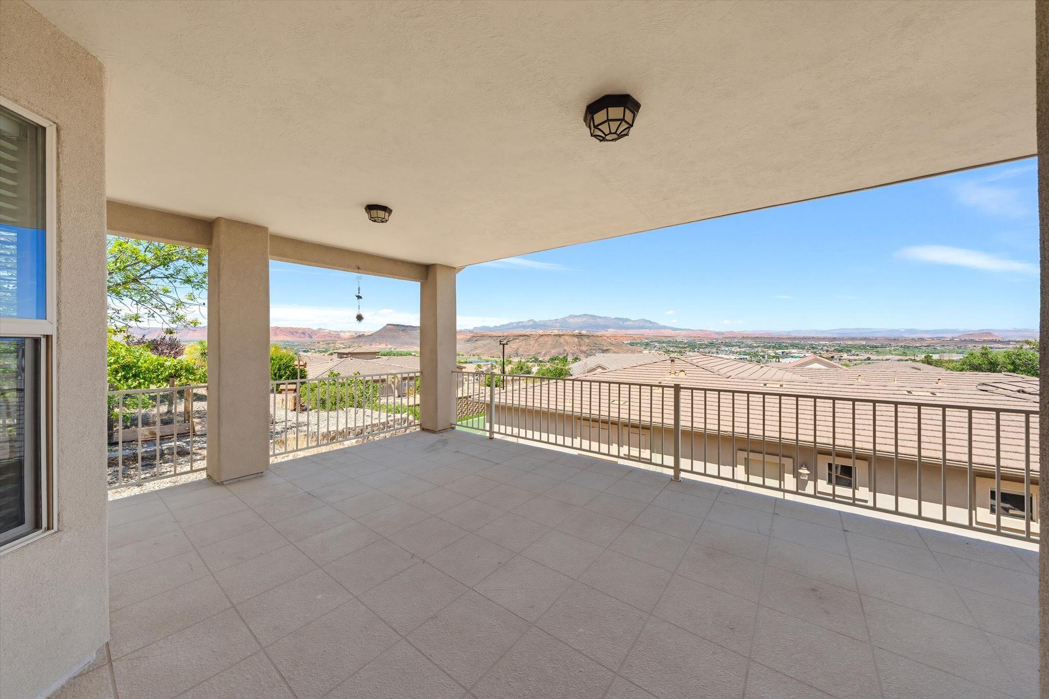 VERDE RIDGE - Residential