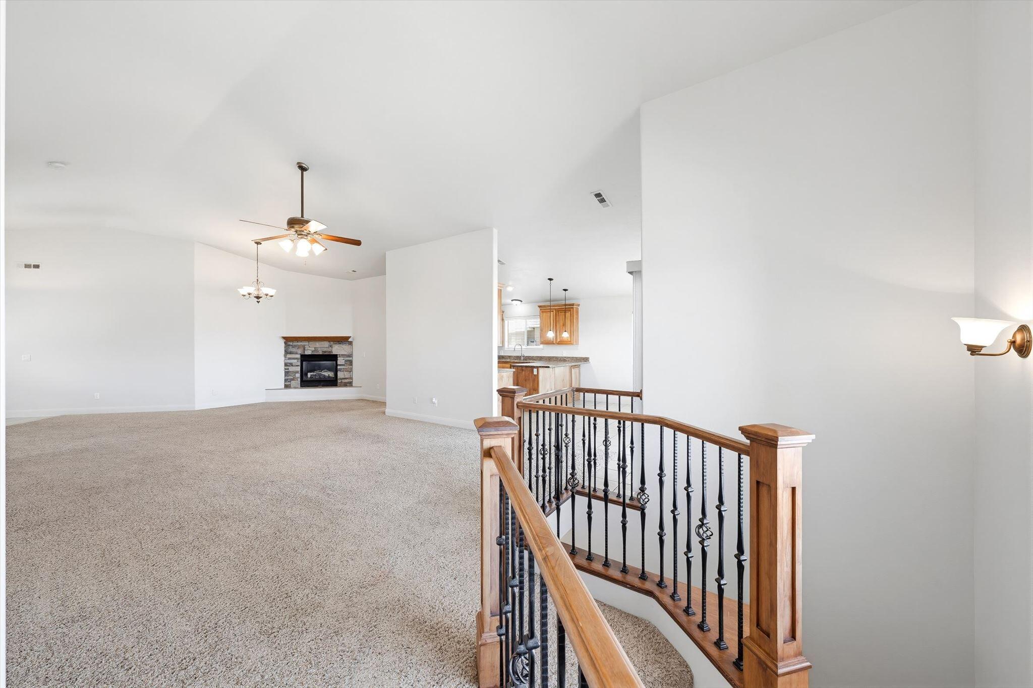 VERDE RIDGE - Residential