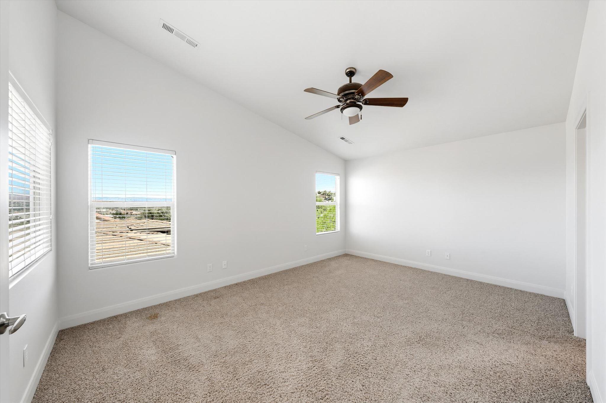 VERDE RIDGE - Residential