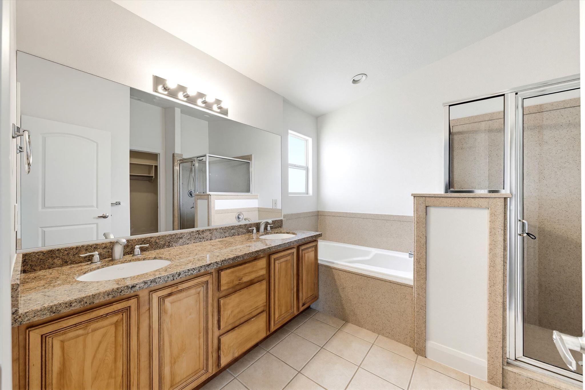 VERDE RIDGE - Residential