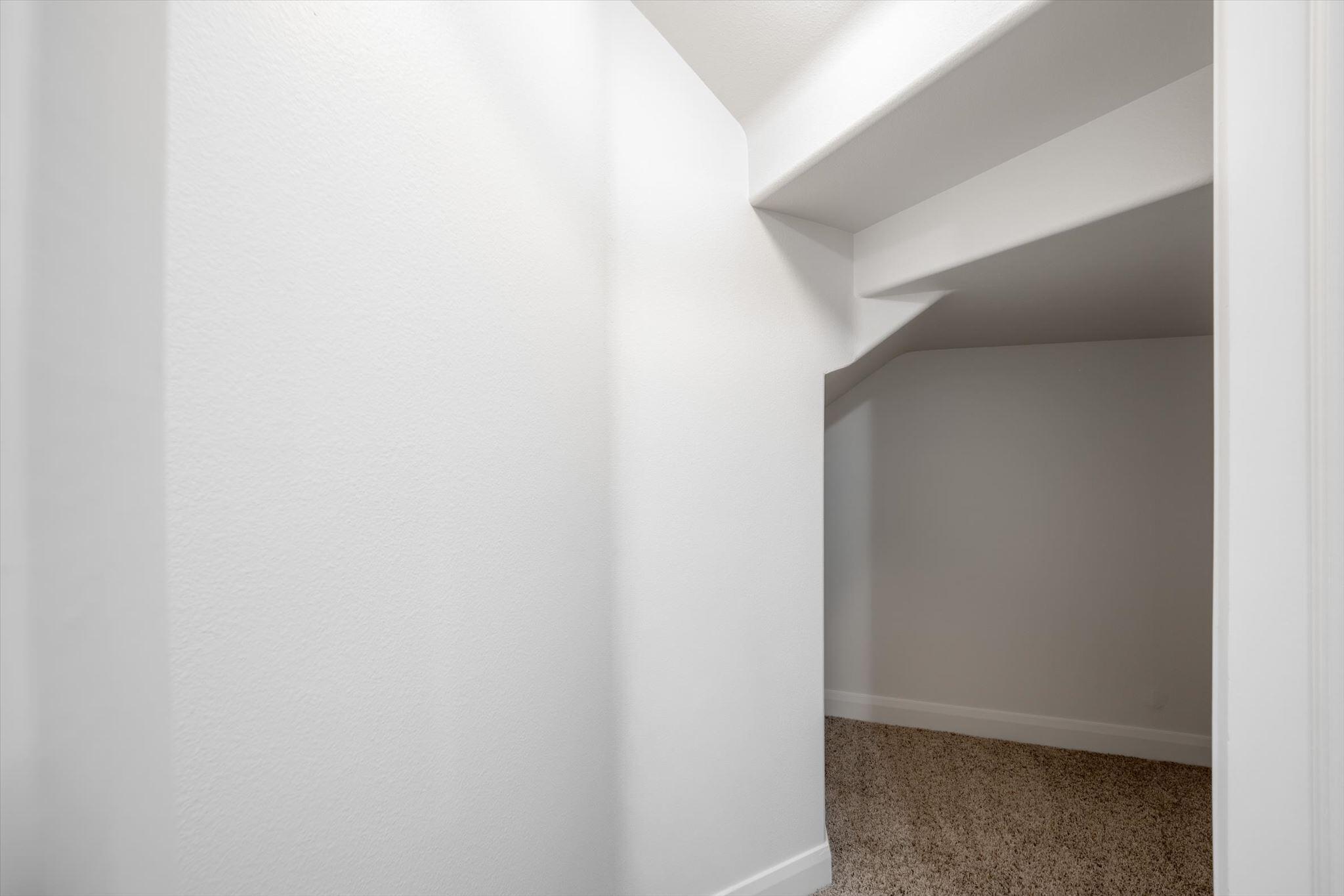 VERDE RIDGE - Residential