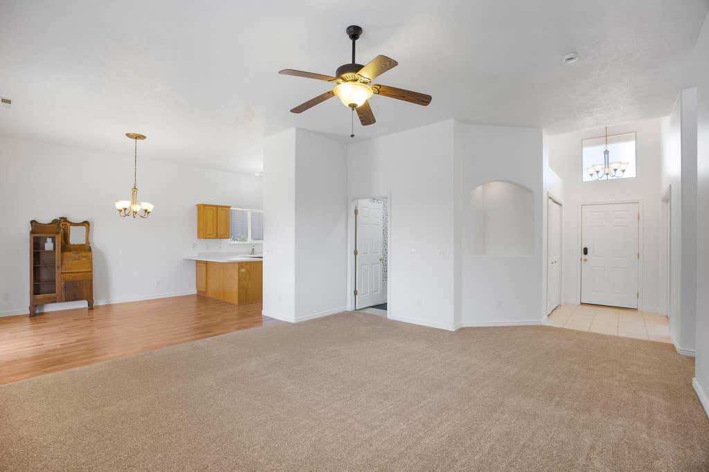 Photo of 2412 E 50 S, Saint George, UT 84790 (MLS # 26-273811)