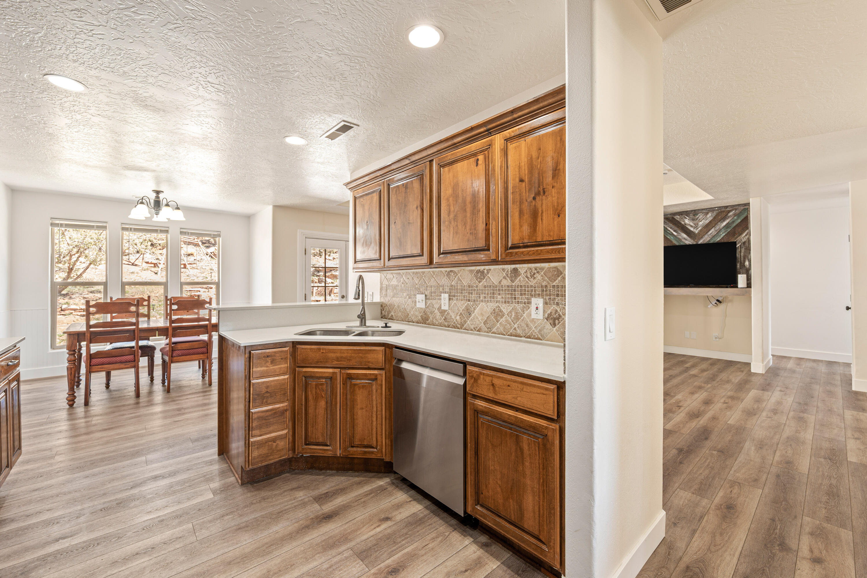 APPLE VALLEY RANCH - Residential