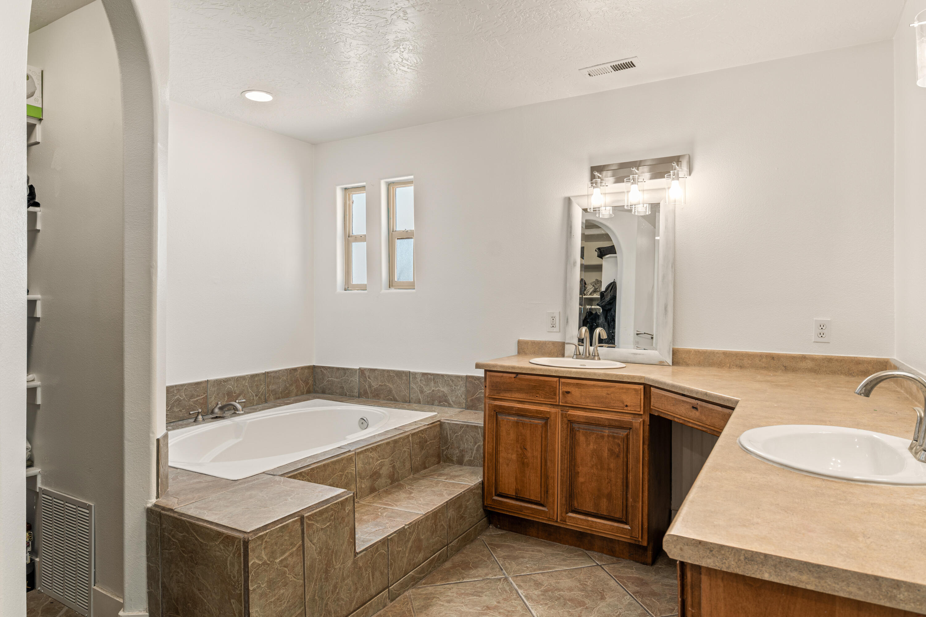 APPLE VALLEY RANCH - Residential