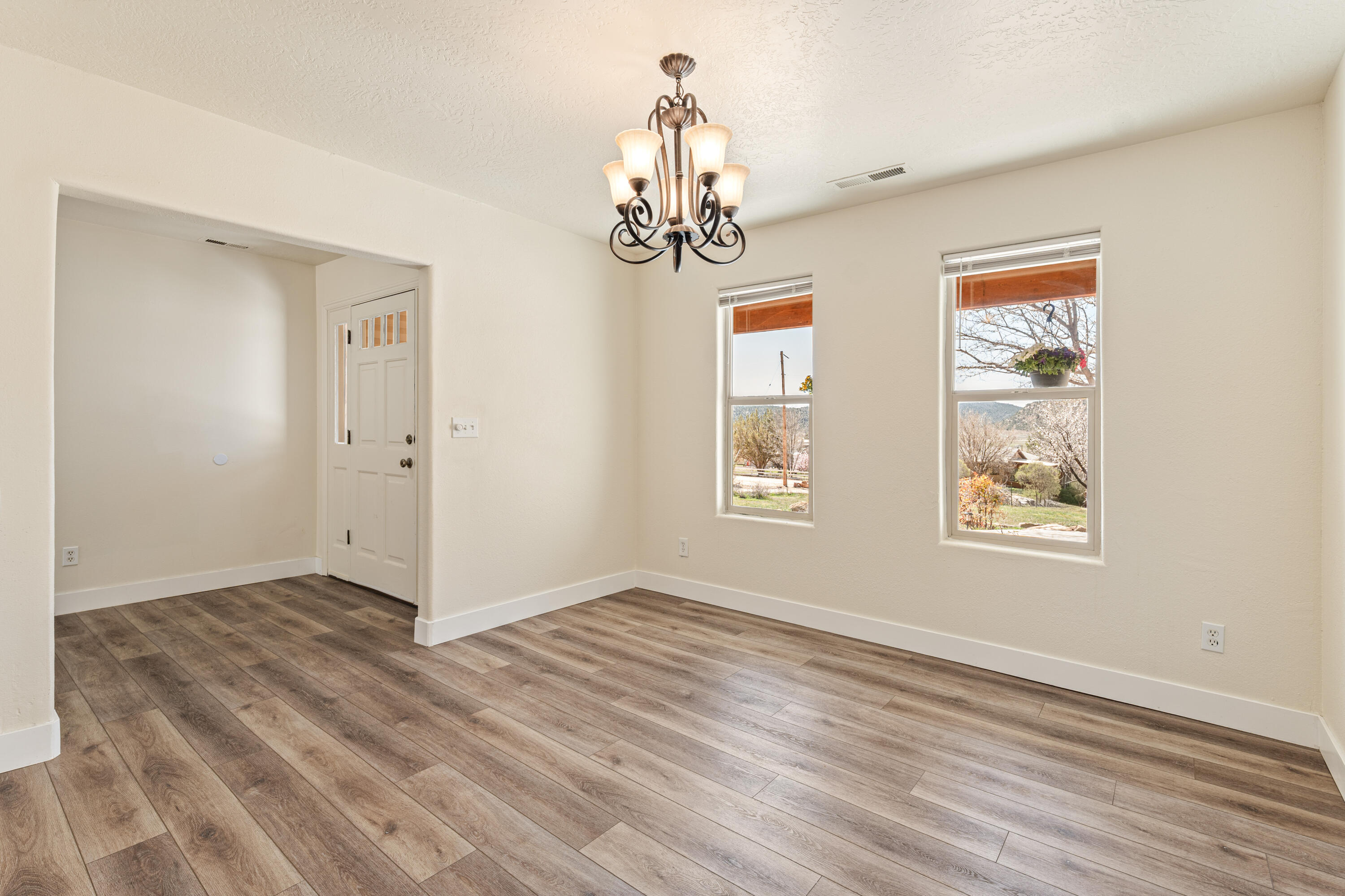 APPLE VALLEY RANCH - Residential