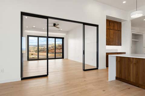 Tiny photo for 147 N Westgate Hills DR, Washington, UT 84780 (MLS # 26-272916)