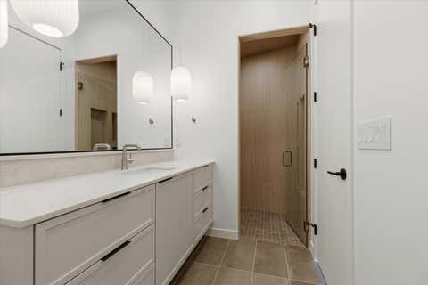 Tiny photo for 147 N Westgate Hills DR, Washington, UT 84780 (MLS # 26-272916)