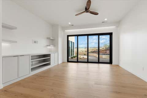 Tiny photo for 147 N Westgate Hills DR, Washington, UT 84780 (MLS # 26-272916)