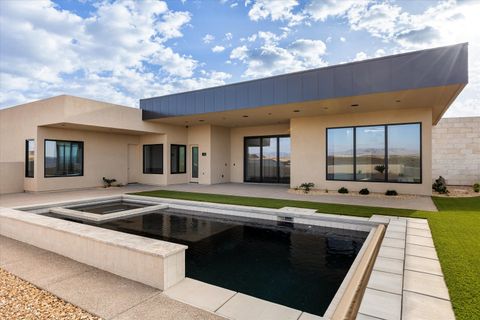 Tiny photo for 147 N Westgate Hills DR, Washington, UT 84780 (MLS # 26-272916)