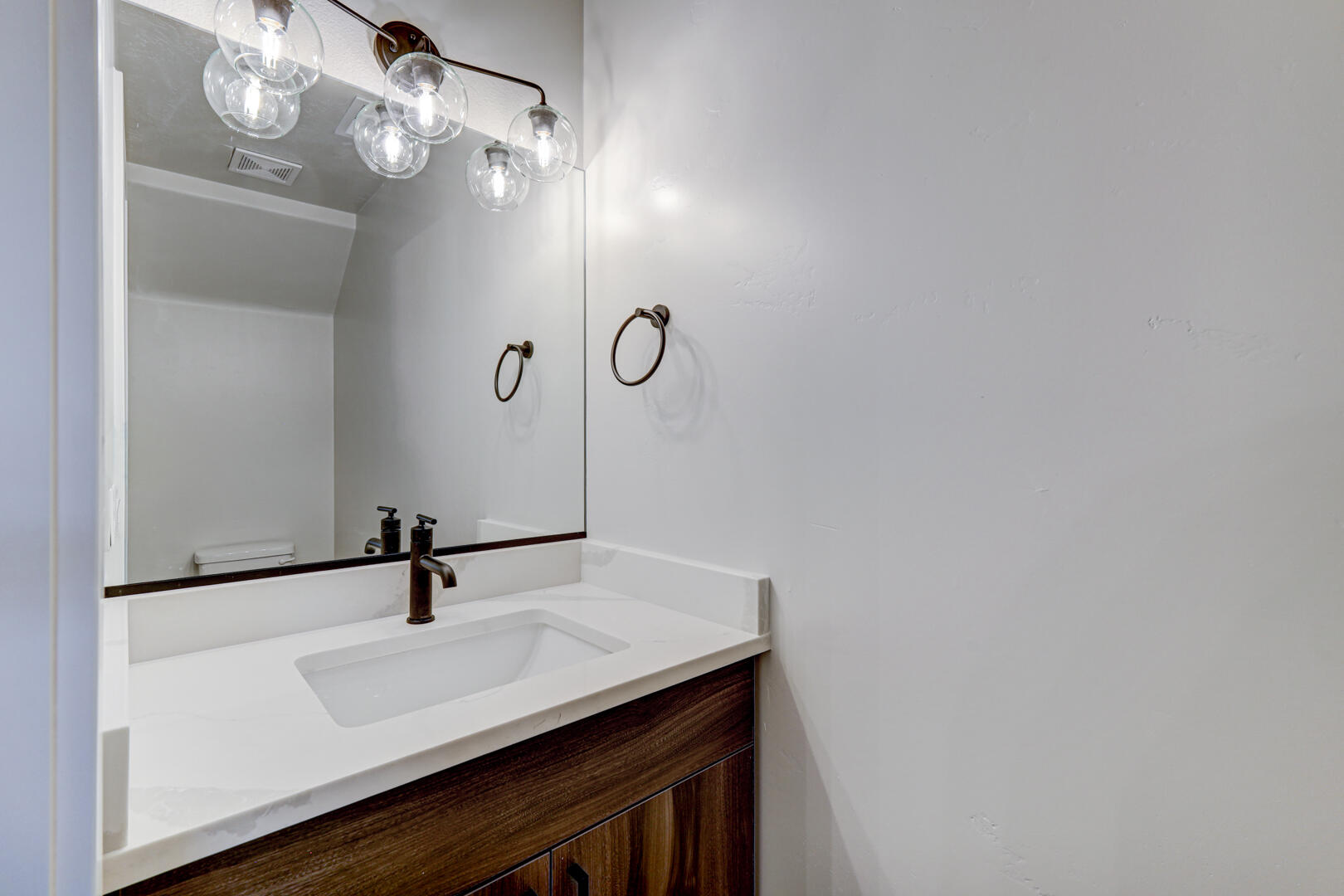 COVE CREEK TOWNHOMES - Residential