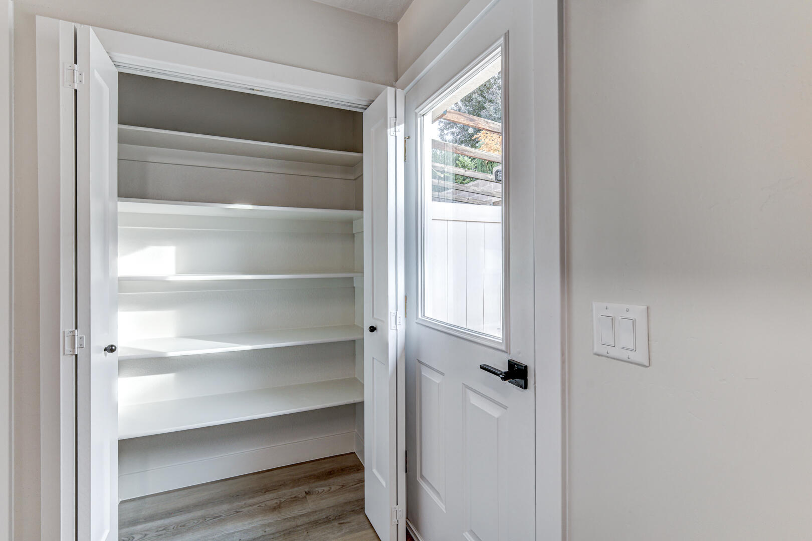 COVE CREEK TOWNHOMES - Residential