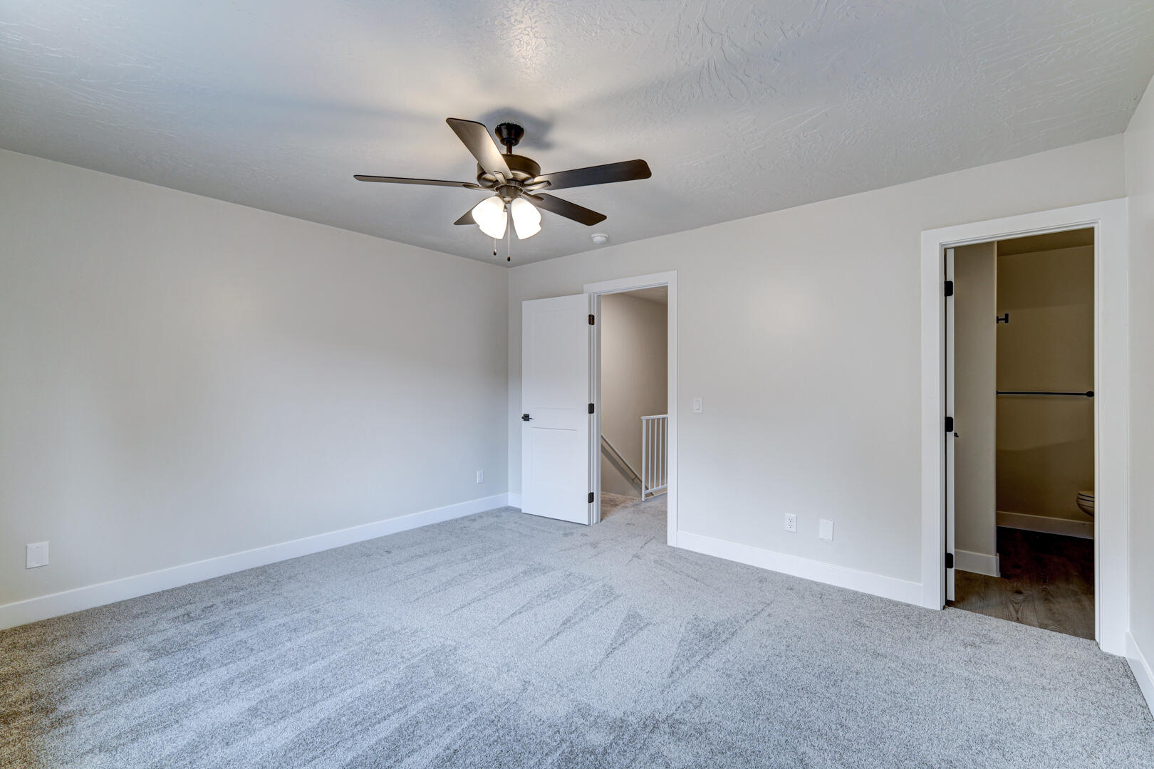 COVE CREEK TOWNHOMES - Residential