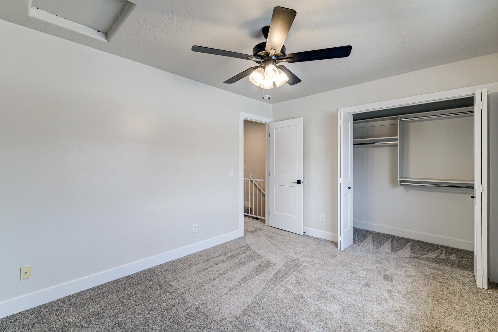 COVE CREEK TOWNHOMES - Residential