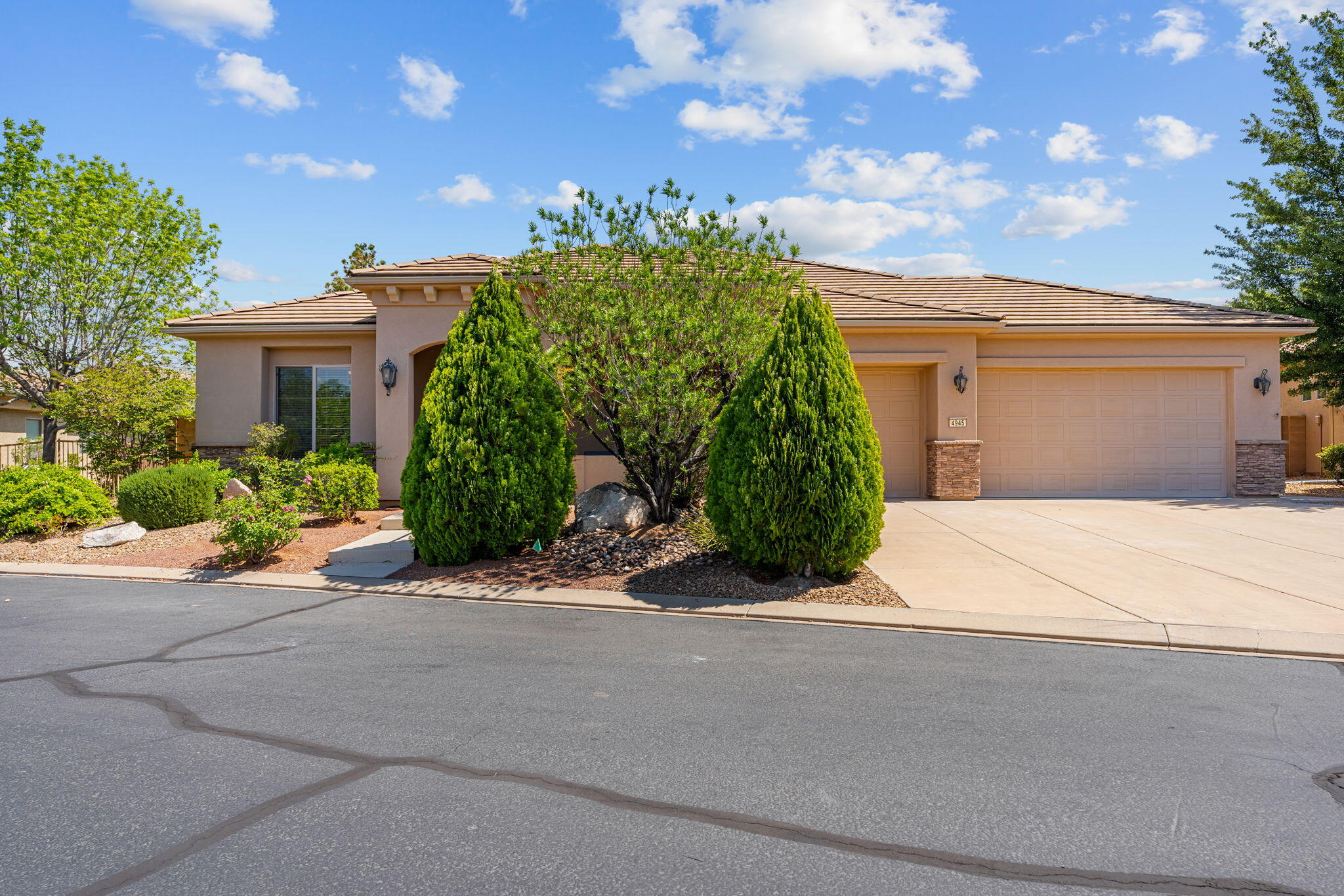 SUN RIVER - Residential