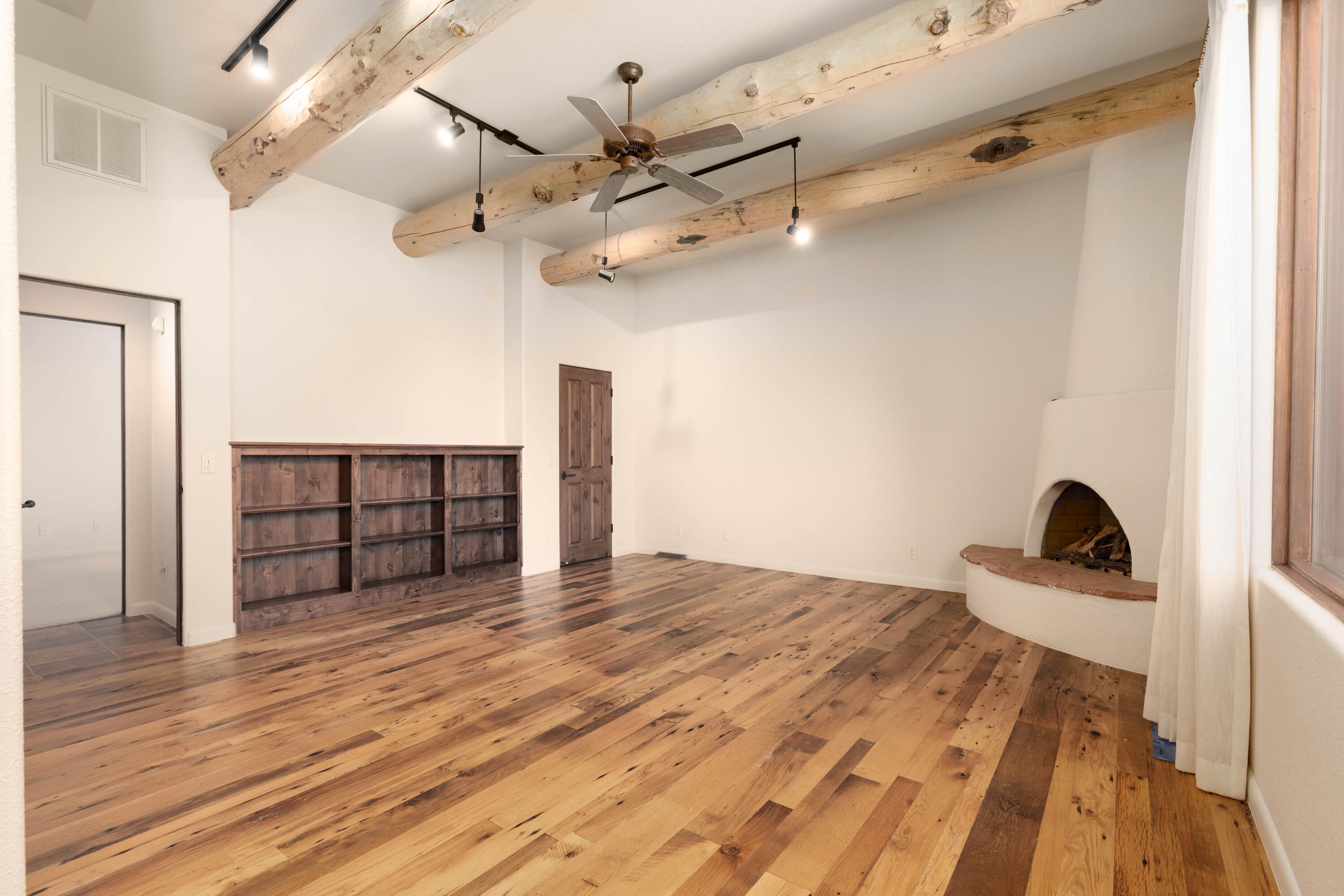 SHONTO POINT - Residential