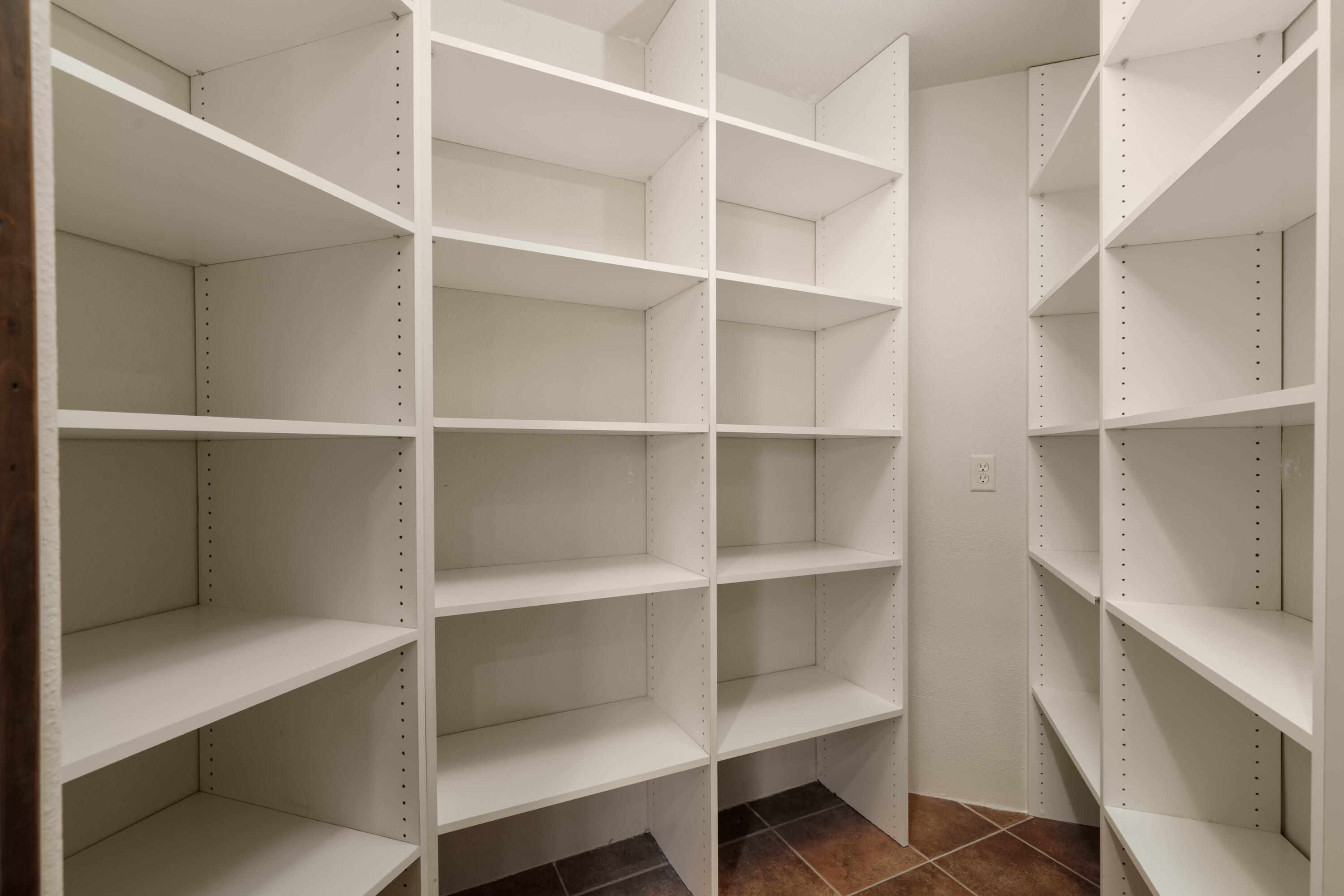 SHONTO POINT - Residential