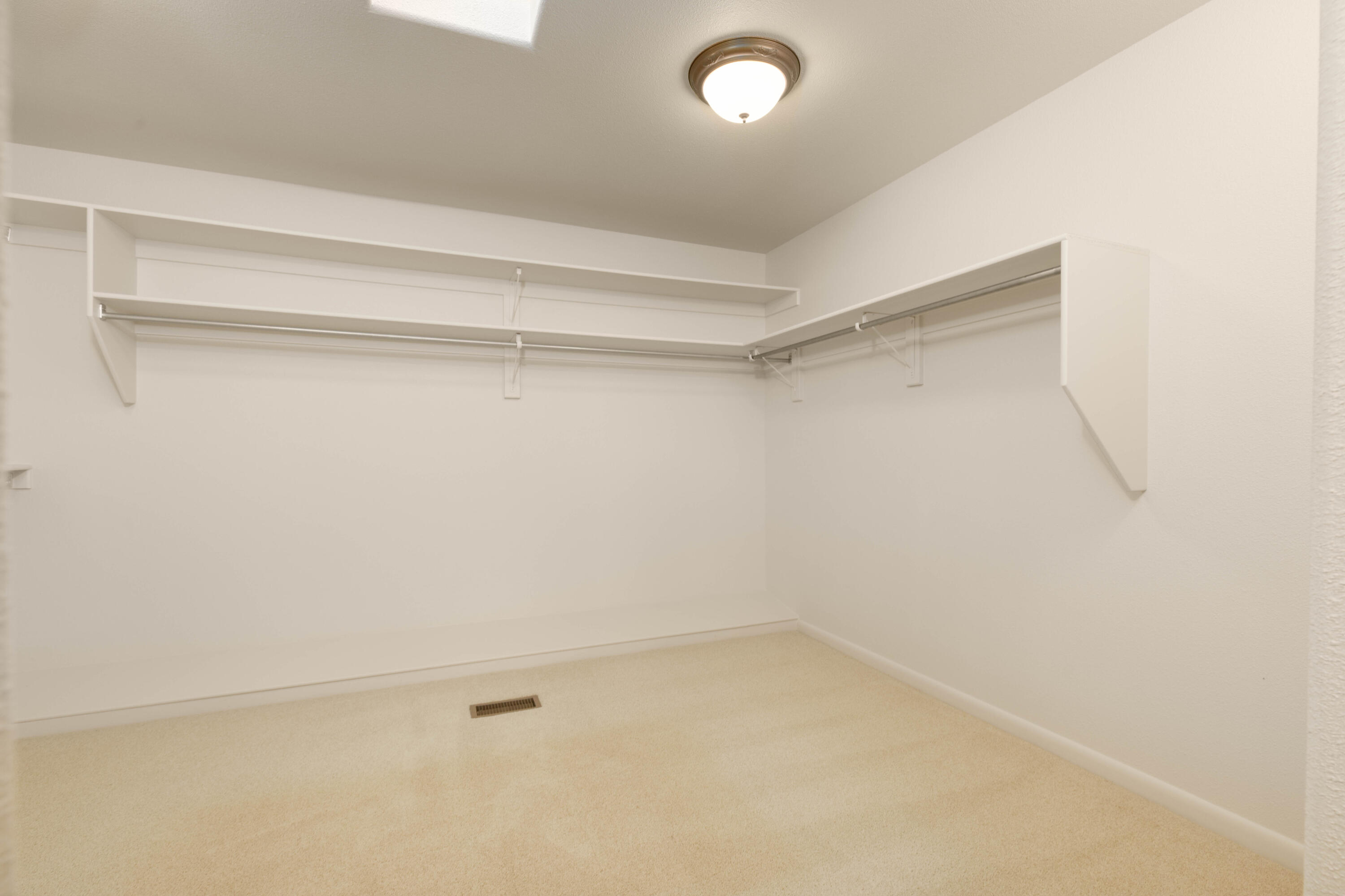 SHONTO POINT - Residential