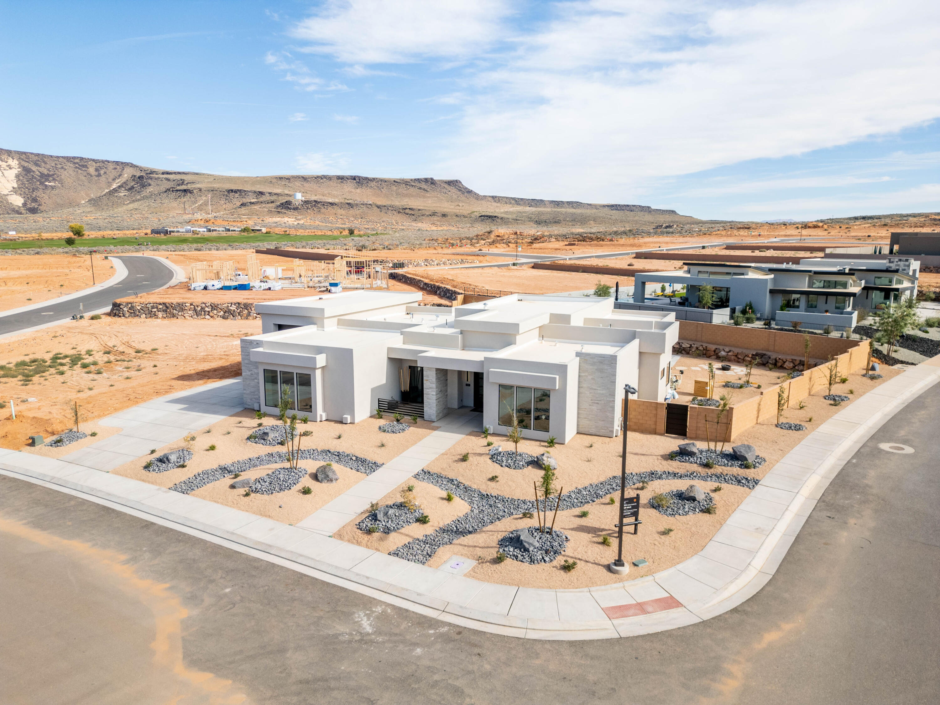 LEDGES OF ST GEORGE YELLOW KNOLLS - Residential