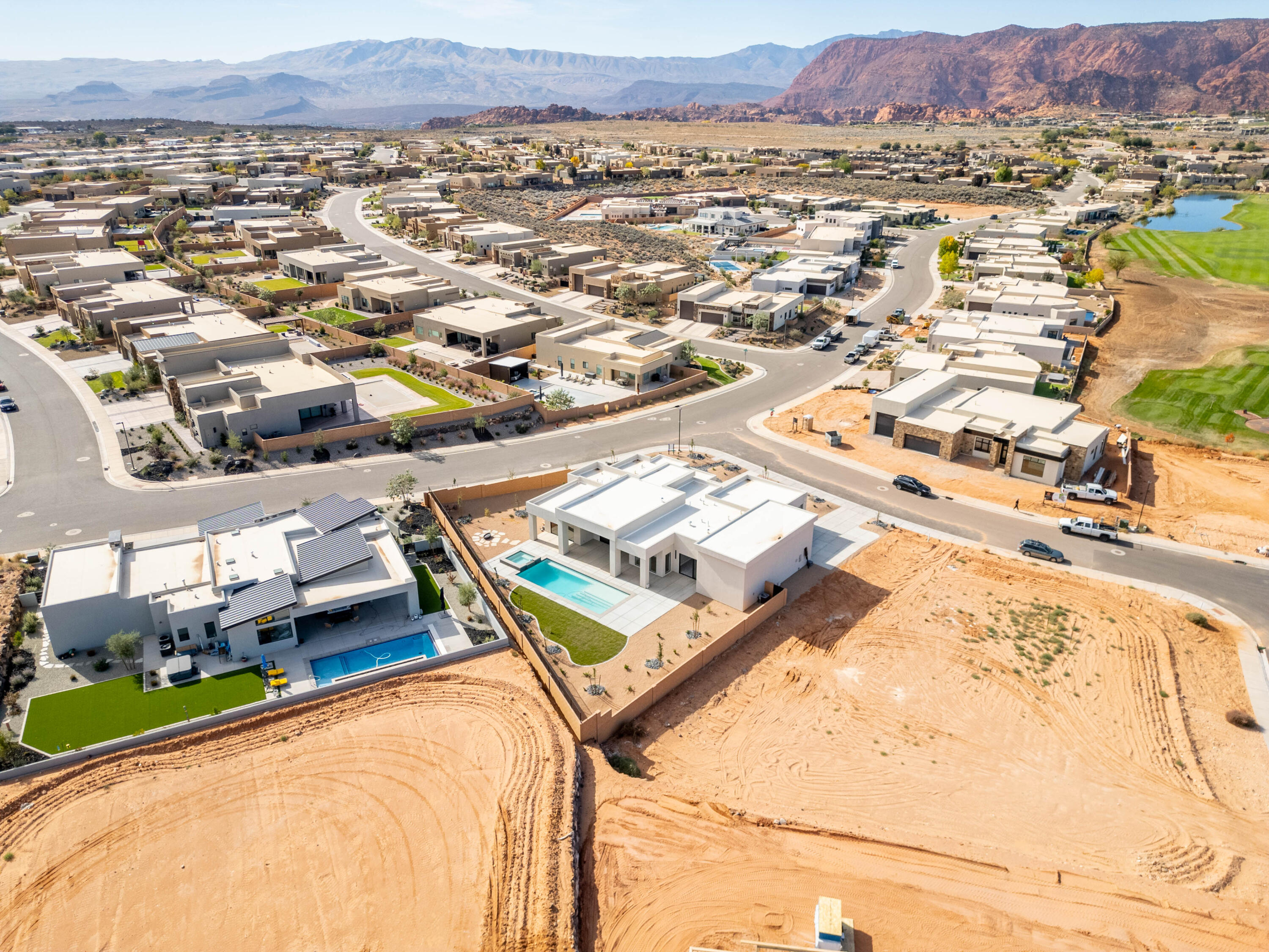 LEDGES OF ST GEORGE YELLOW KNOLLS - Residential