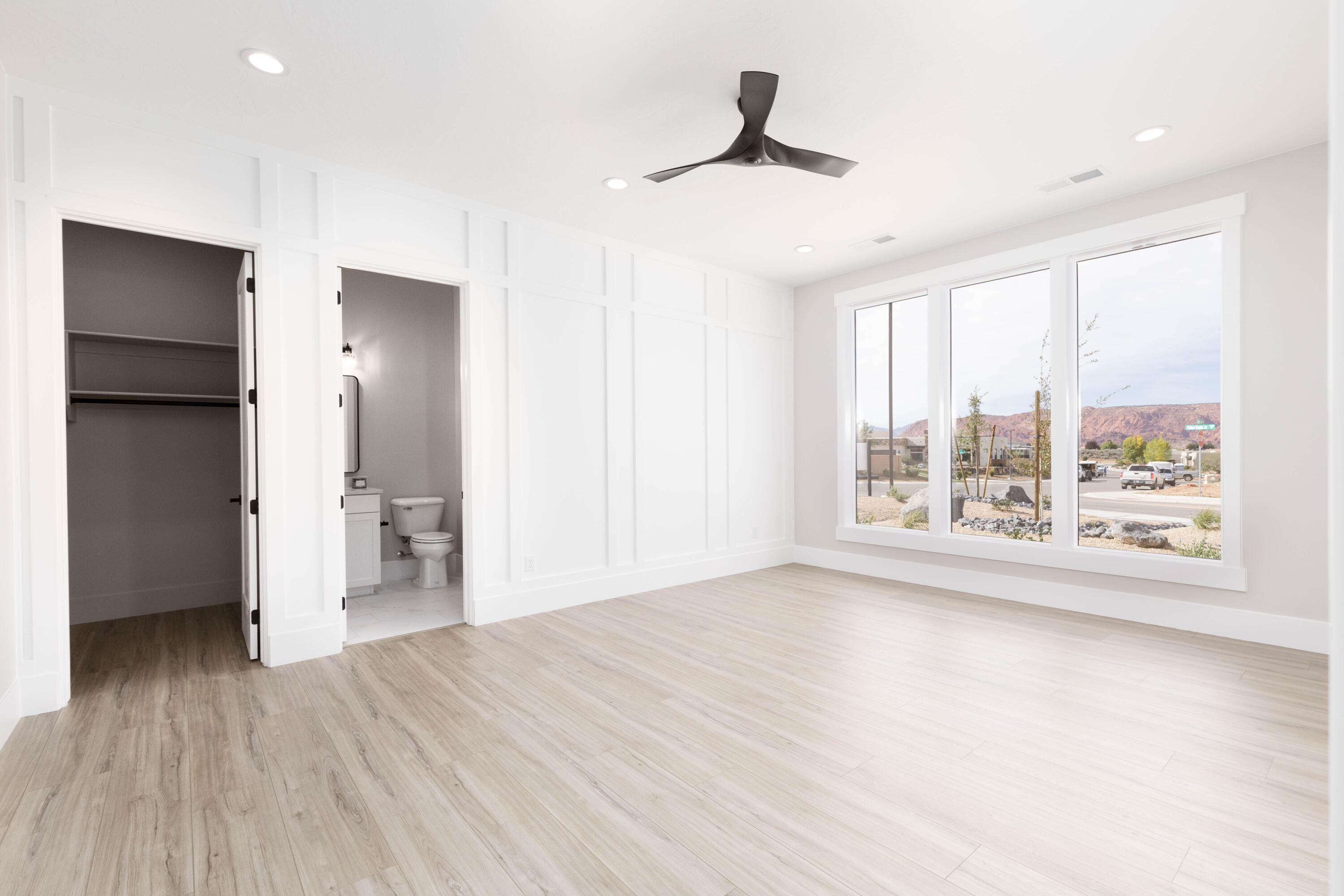 LEDGES OF ST GEORGE YELLOW KNOLLS - Residential