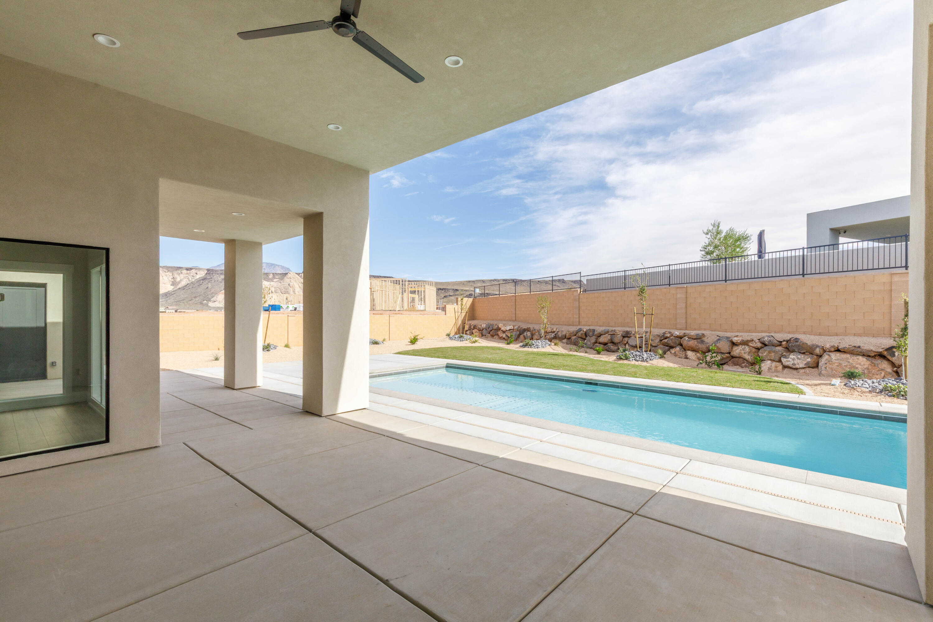 LEDGES OF ST GEORGE YELLOW KNOLLS - Residential