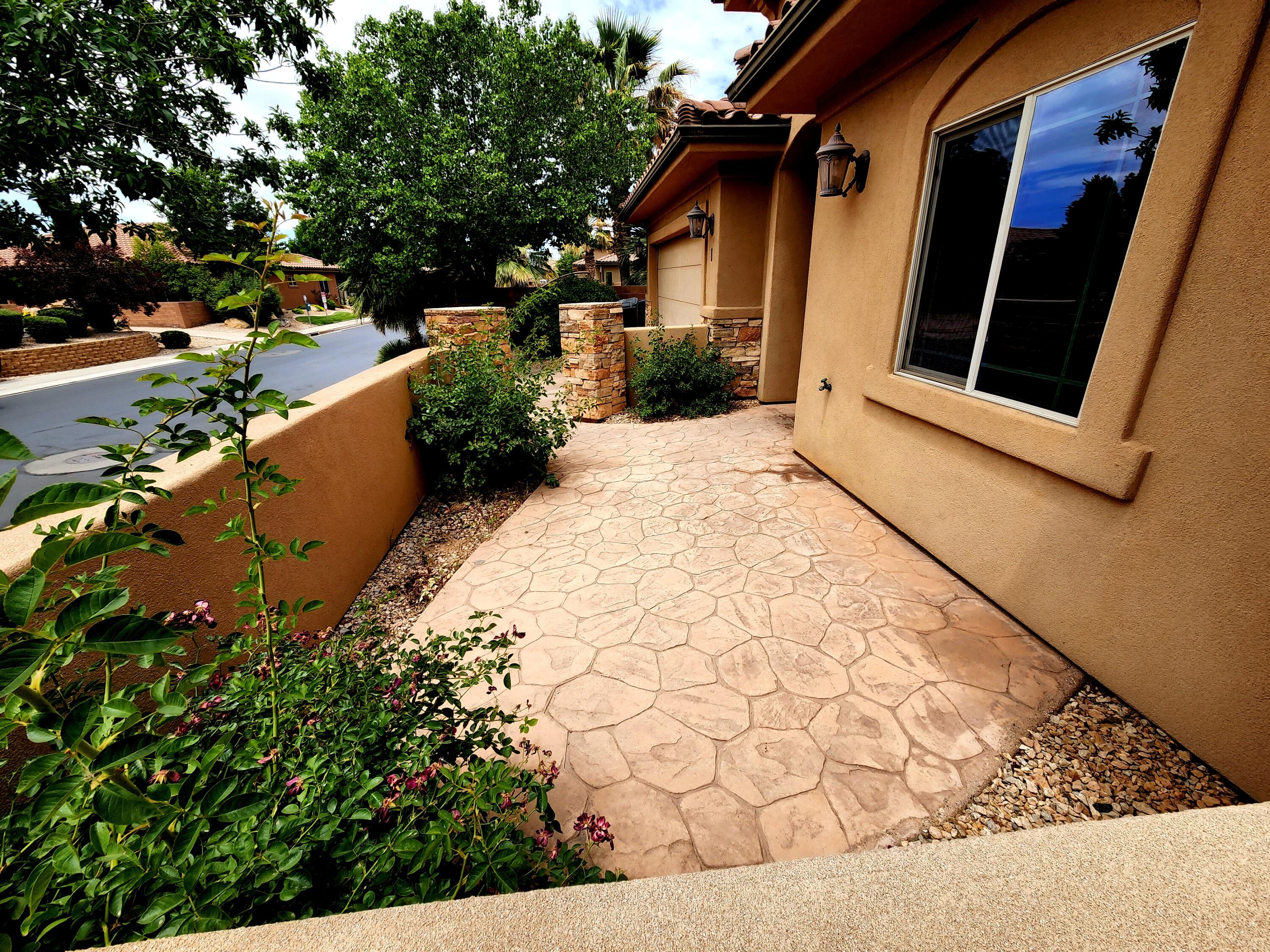 BOULDER SPRINGS VILLAS - Residential