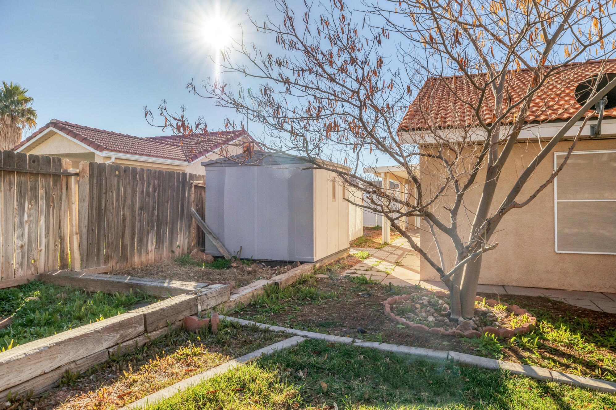 CANYON RIDGE - Residential