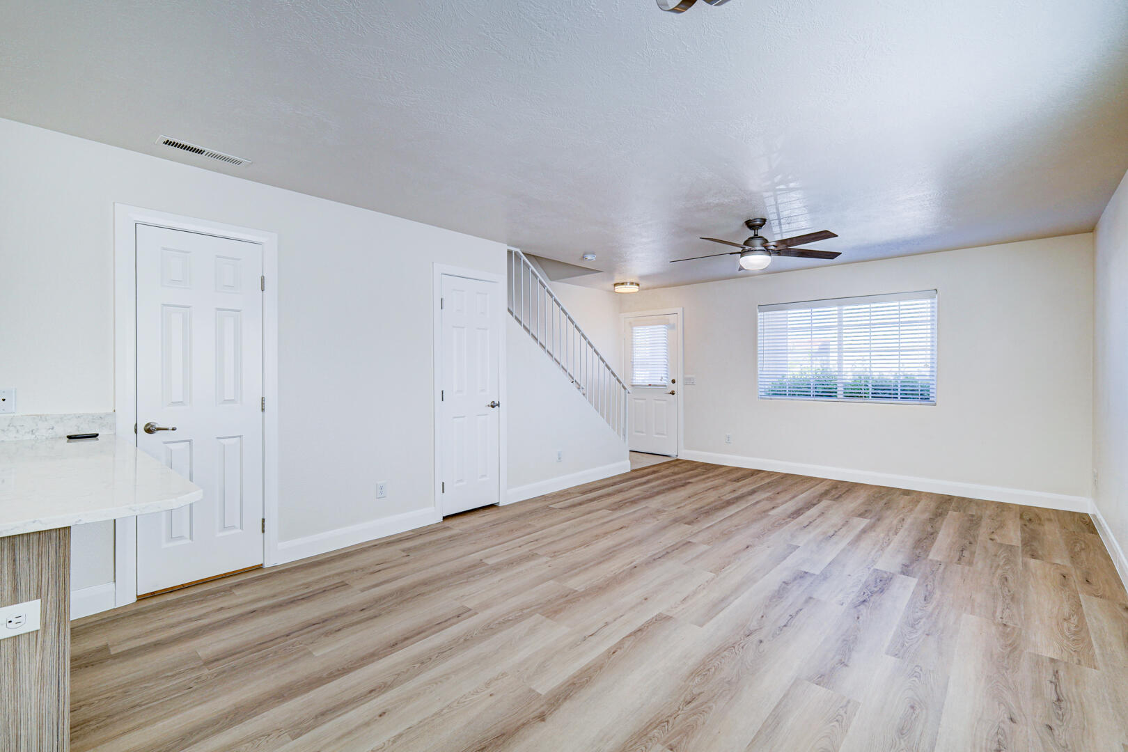 COVE CREEK TOWNHOMES - Residential