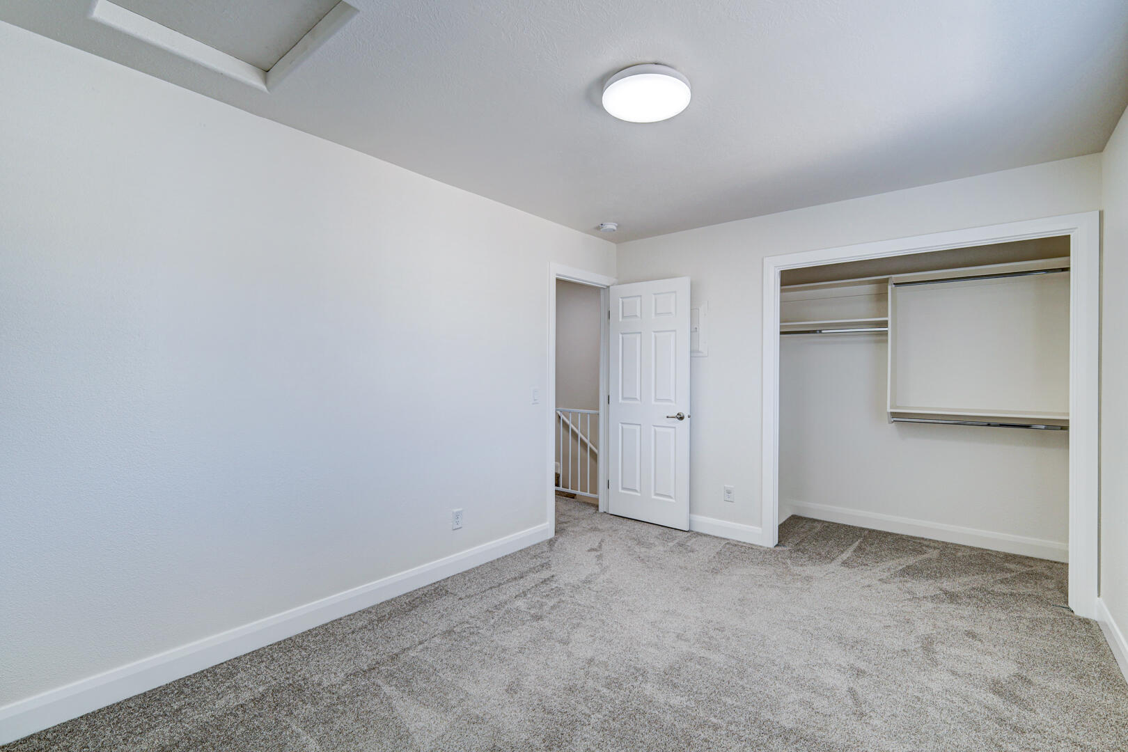 COVE CREEK TOWNHOMES - Residential