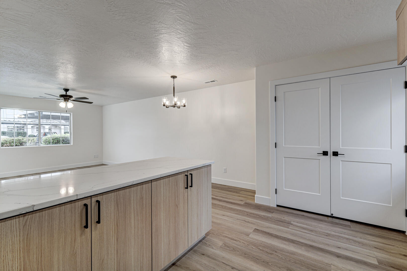 COVE CREEK TOWNHOMES - Residential