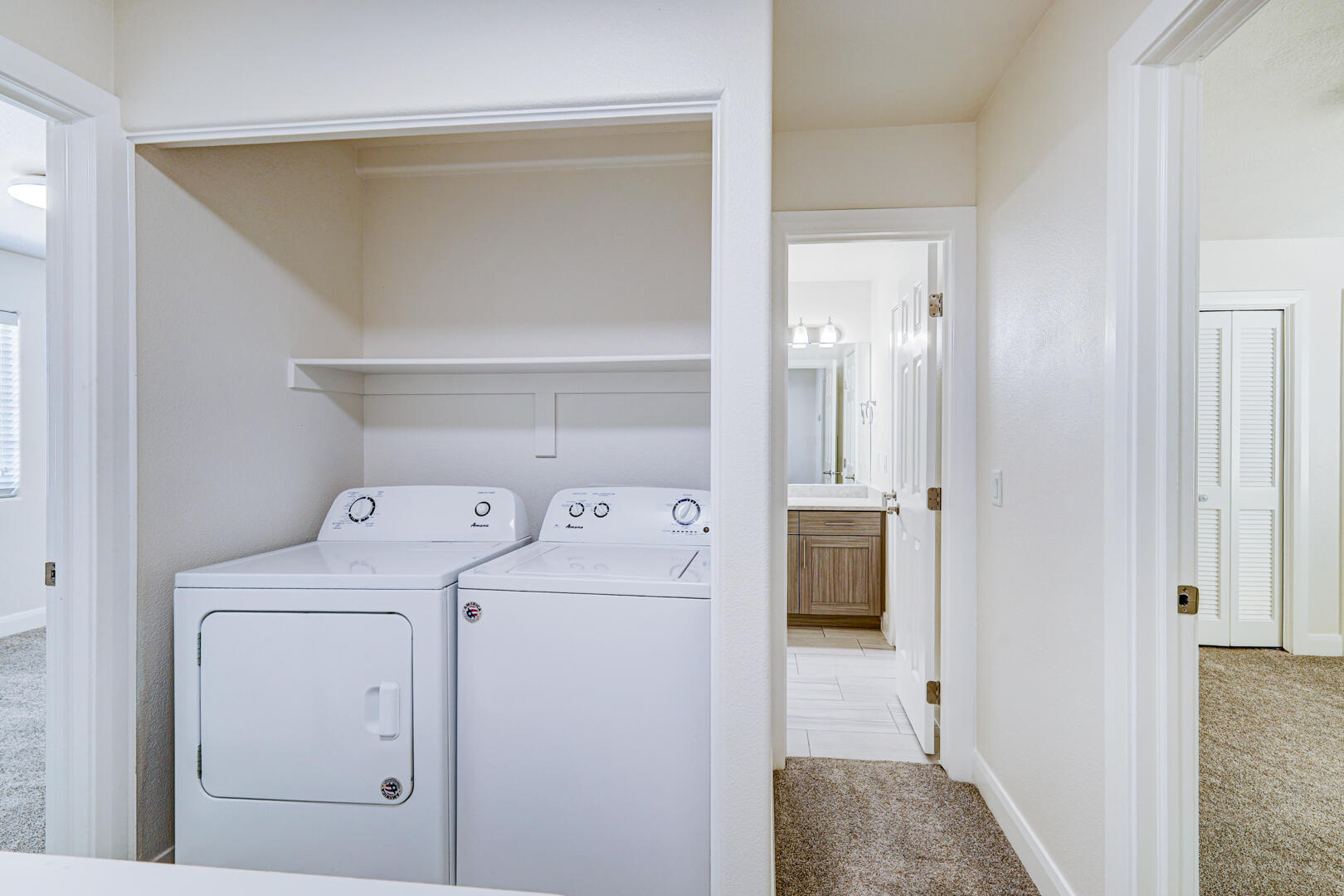 COVE CREEK TOWNHOMES - Residential