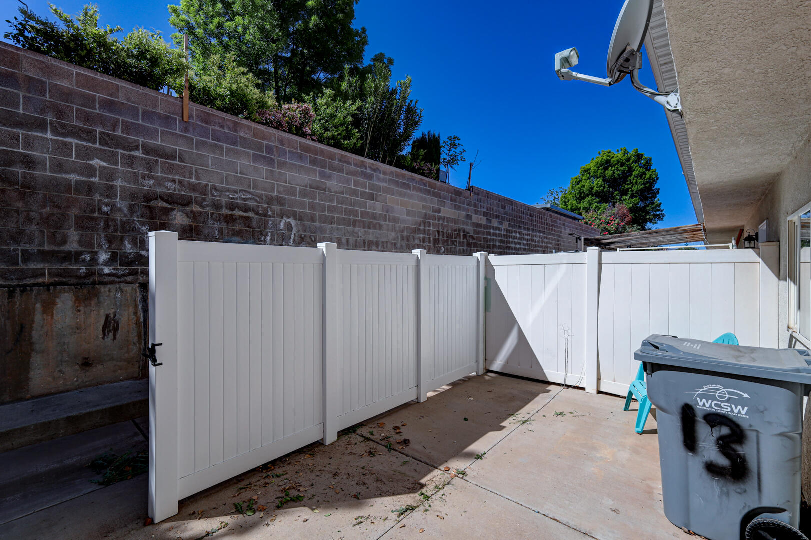 COVE CREEK TOWNHOMES - Residential