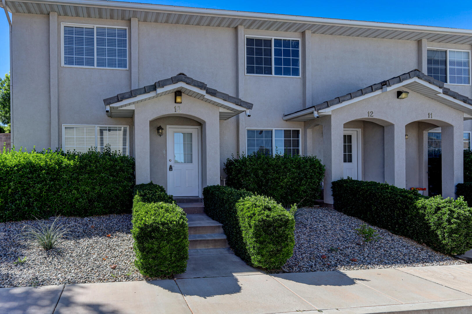 COVE CREEK TOWNHOMES - Residential