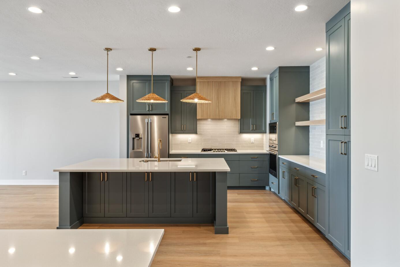 ISLAND AT CORAL CANYON - Residential