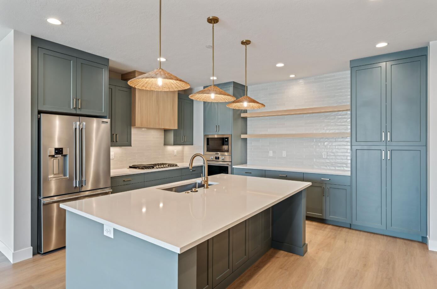 ISLAND AT CORAL CANYON - Residential