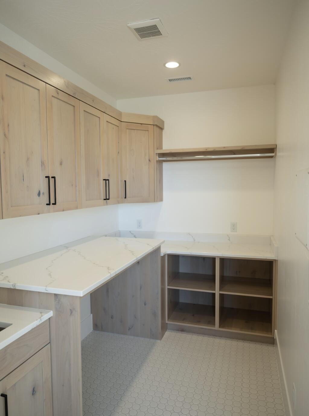 INDIAN KNOLLS - Residential