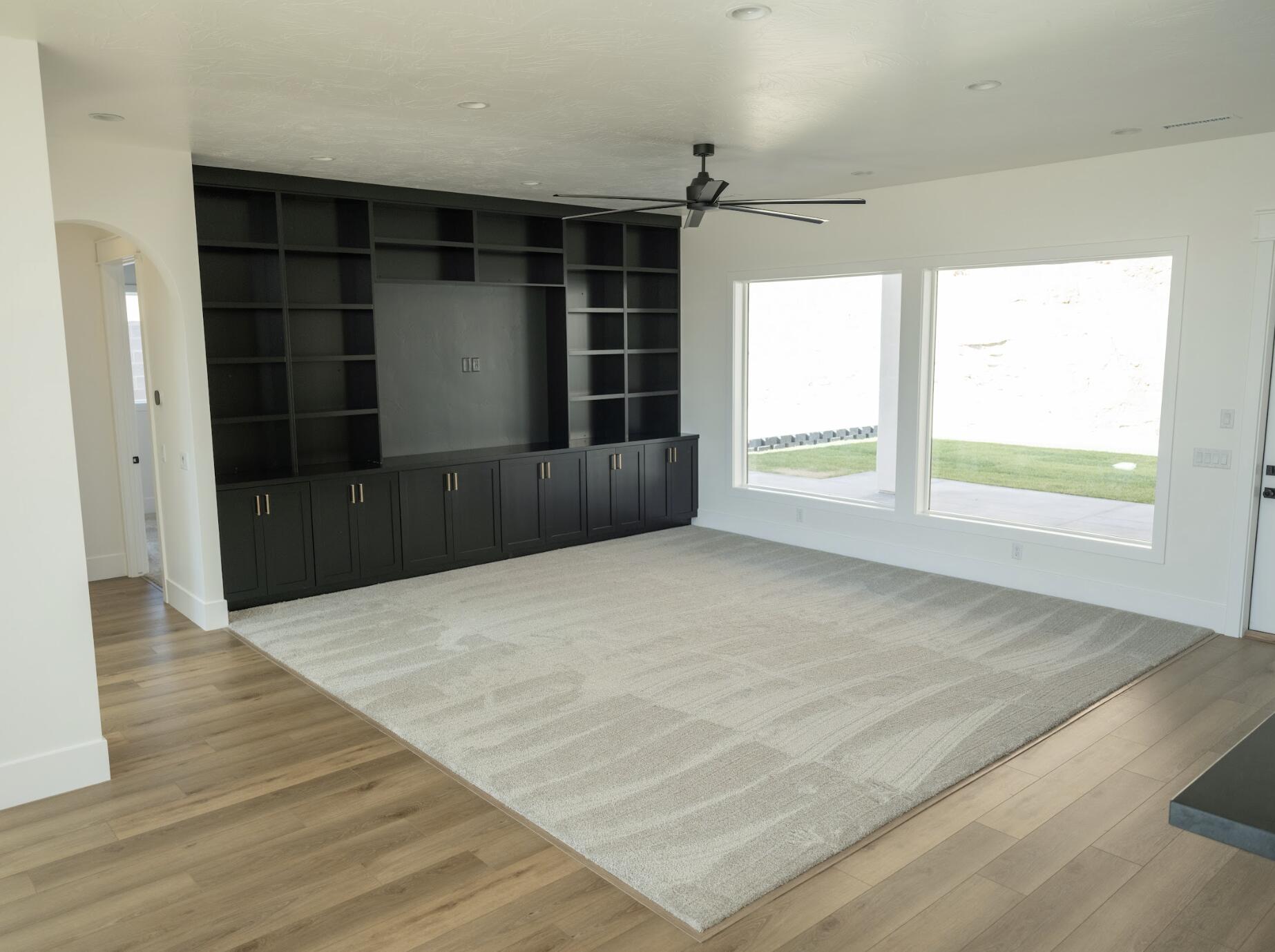 INDIAN KNOLLS - Residential