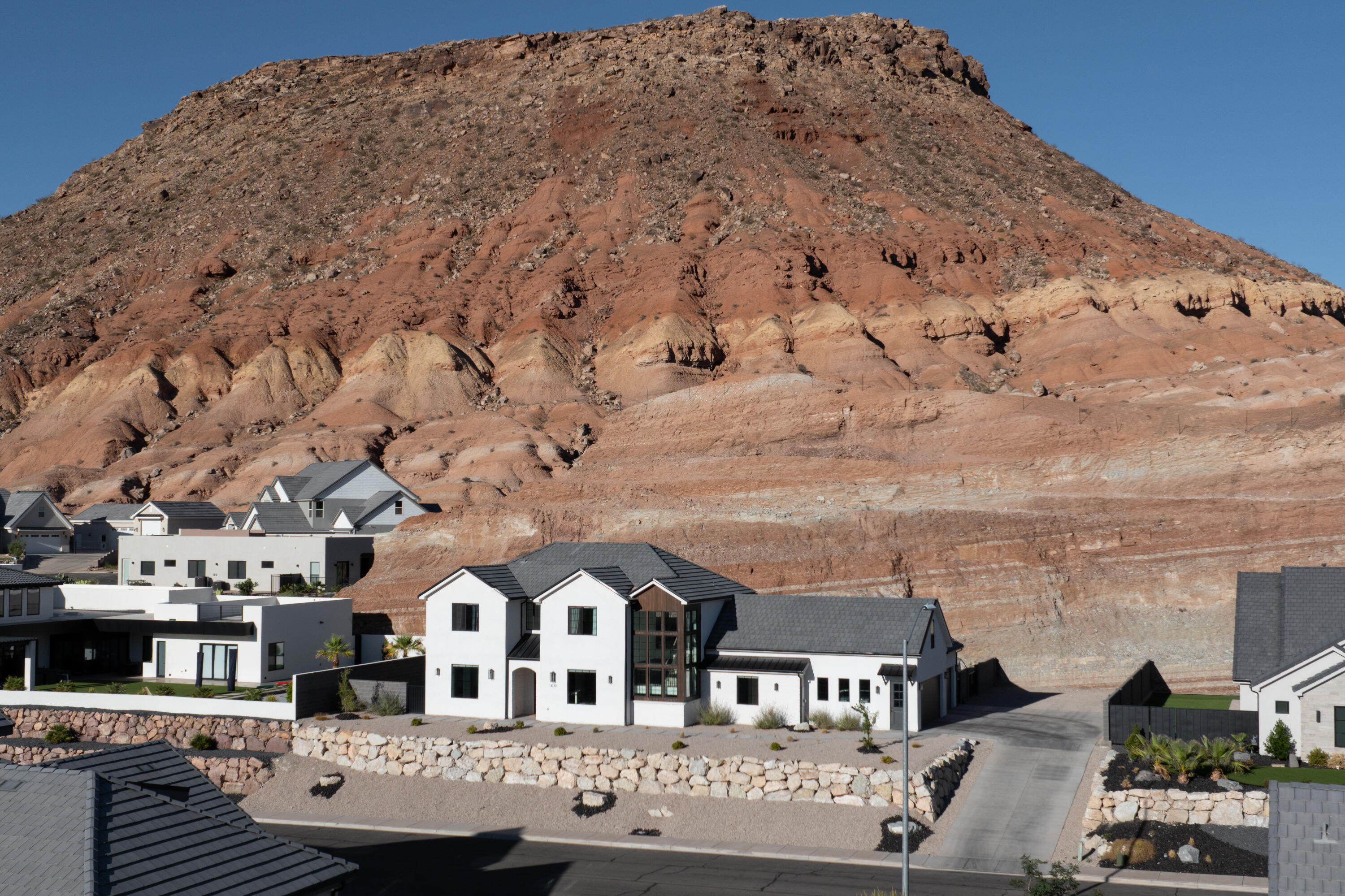 INDIAN KNOLLS - Residential