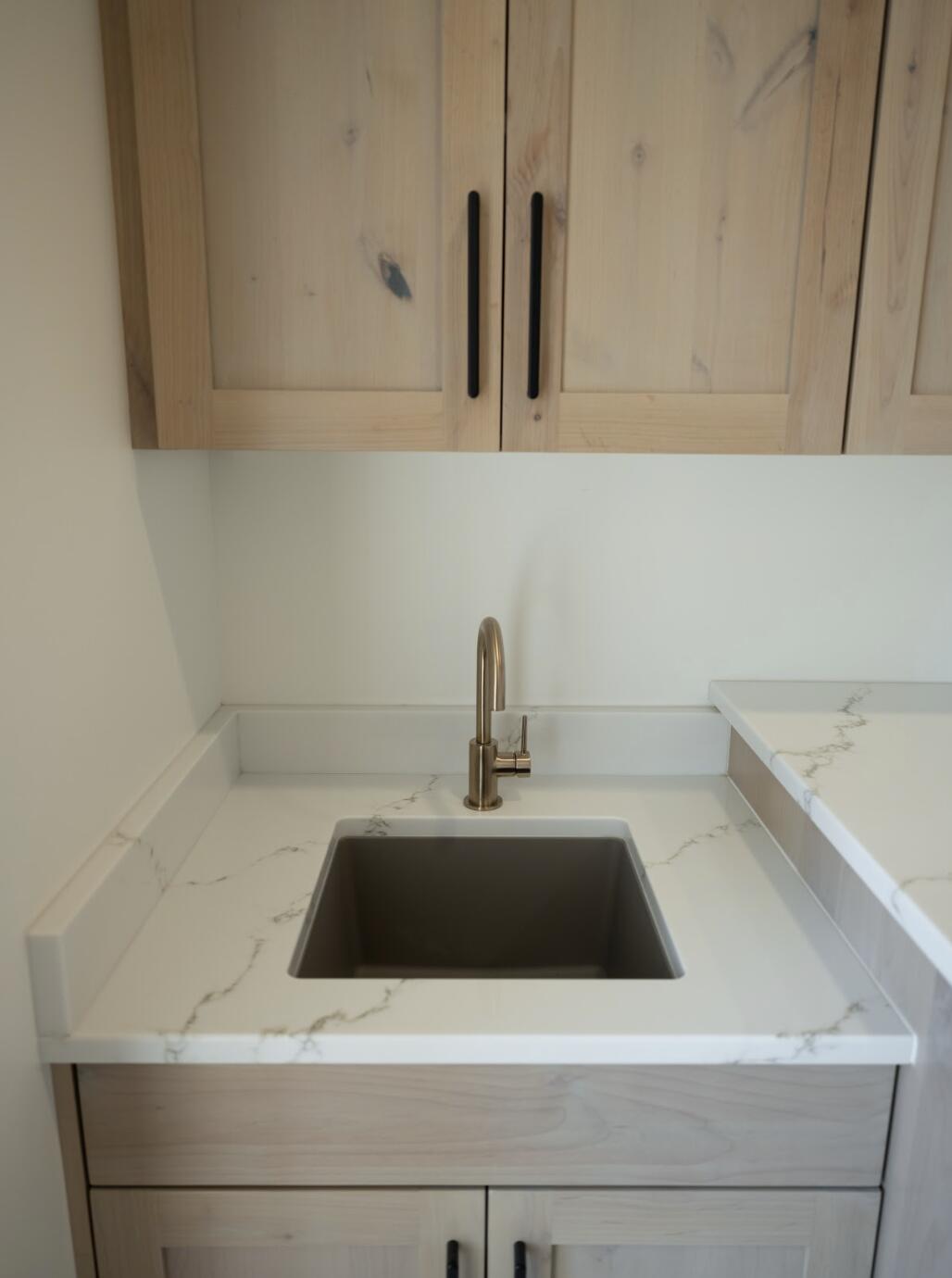 INDIAN KNOLLS - Residential