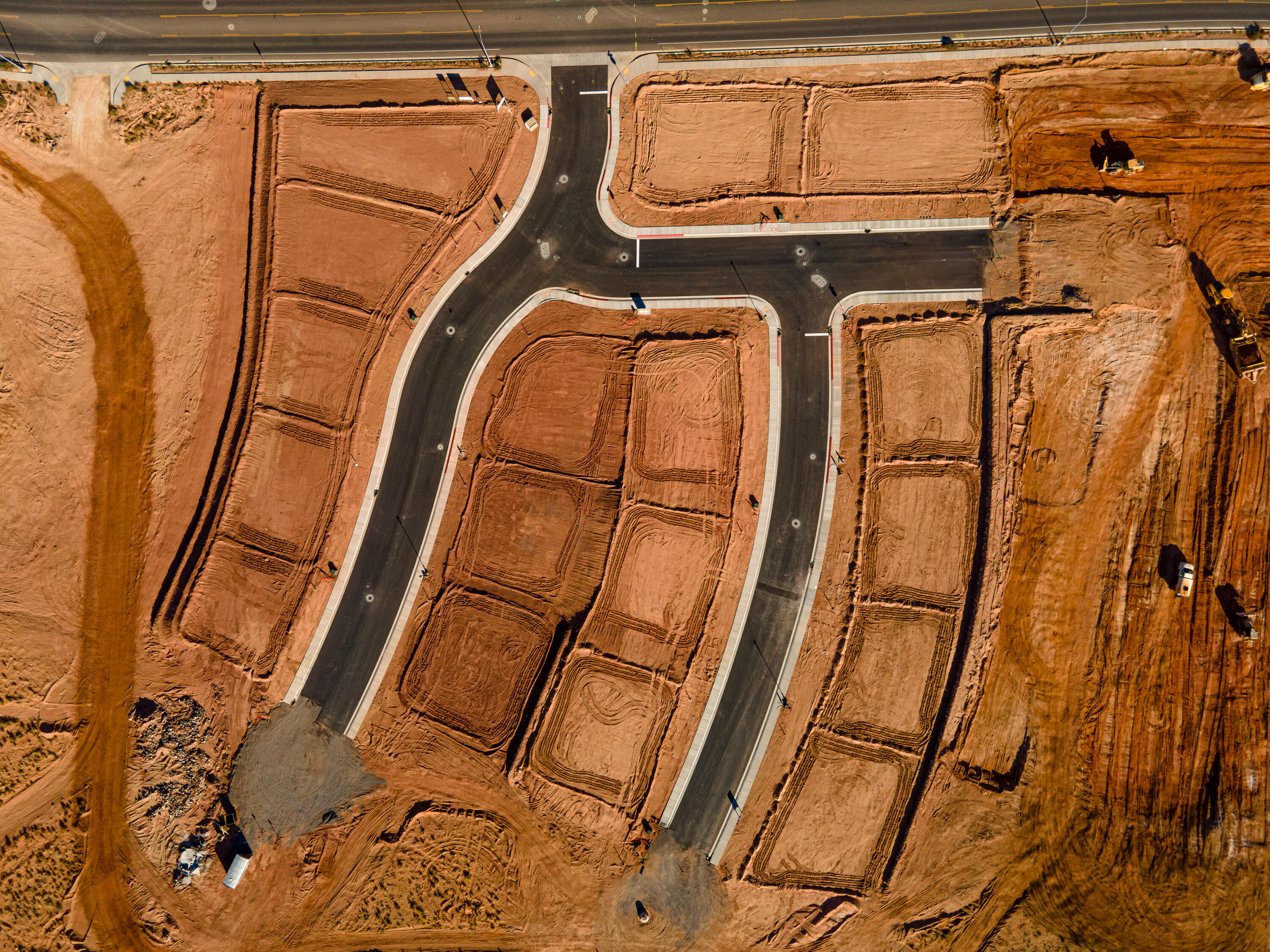 RED SLATE ESTATES - Residential