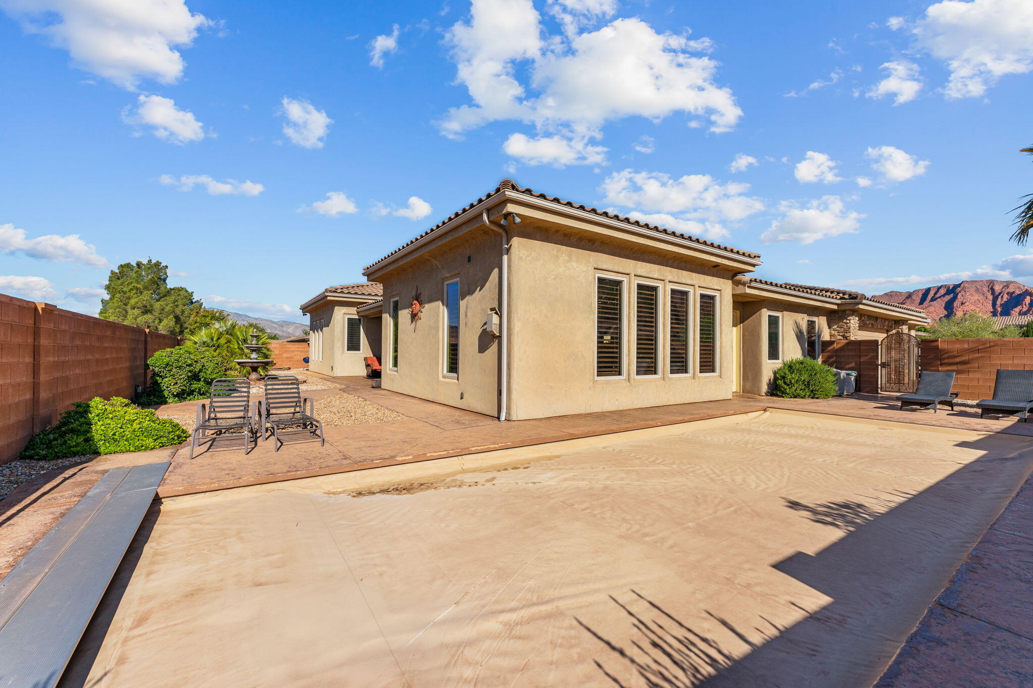 TENAYA SANDS - Residential