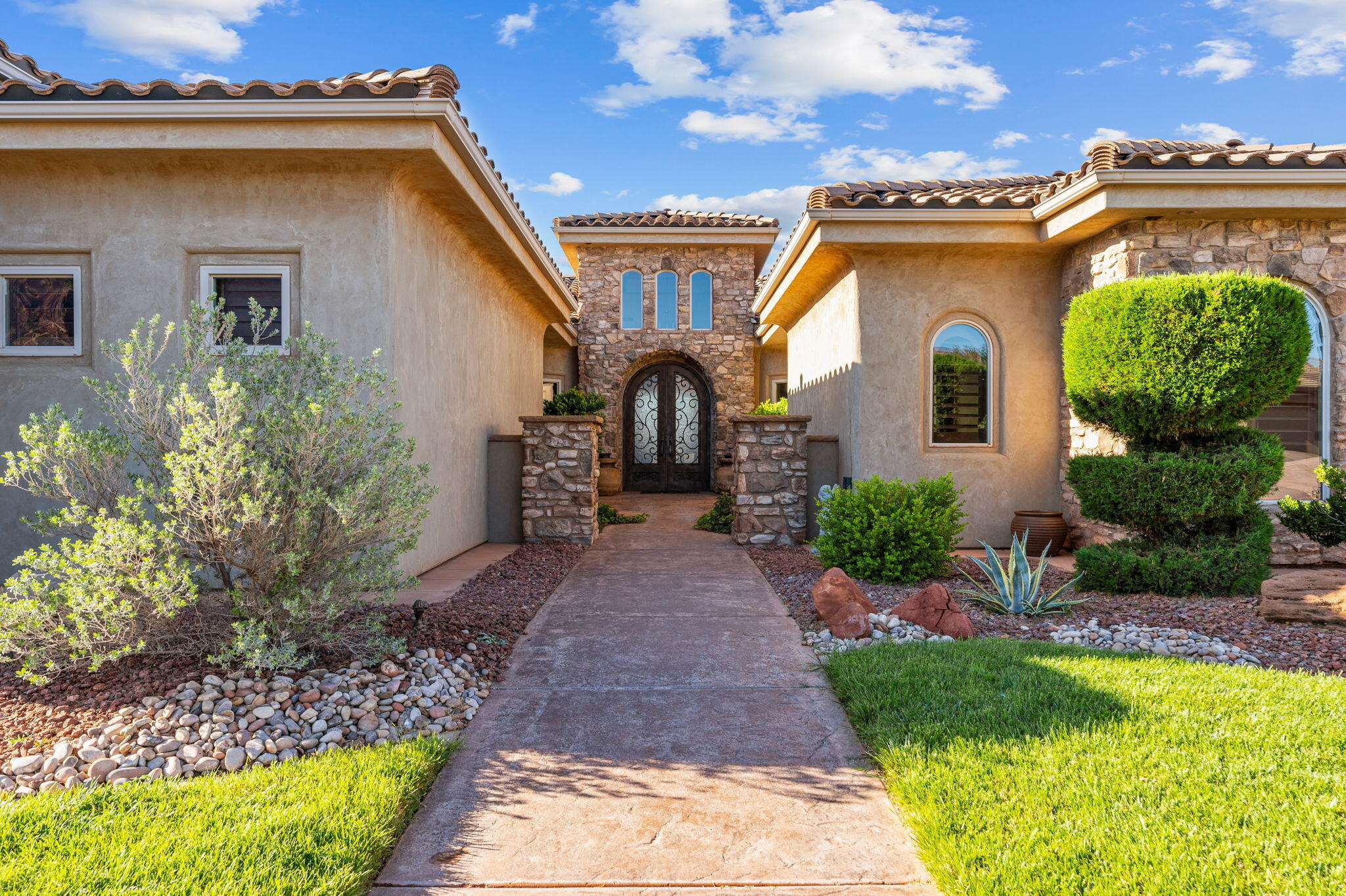 TENAYA SANDS - Residential