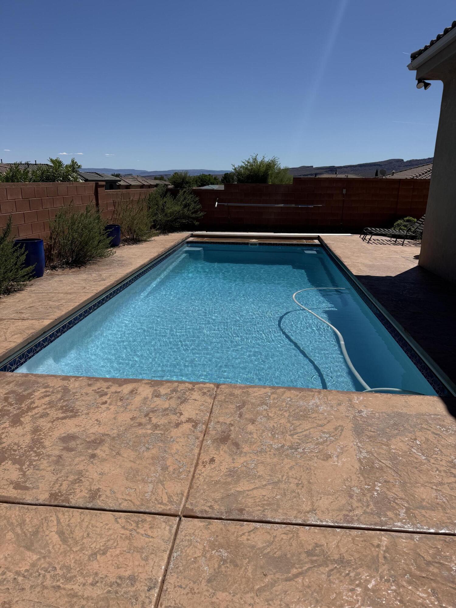 TENAYA SANDS - Residential