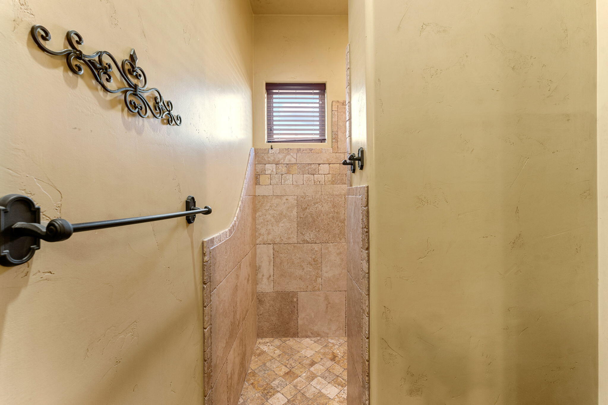 TENAYA SANDS - Residential