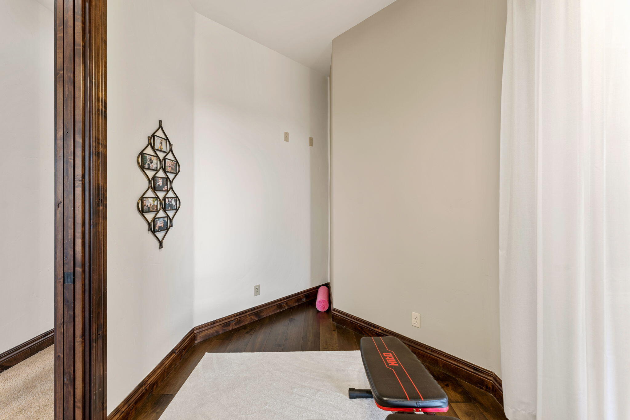 TENAYA SANDS - Residential