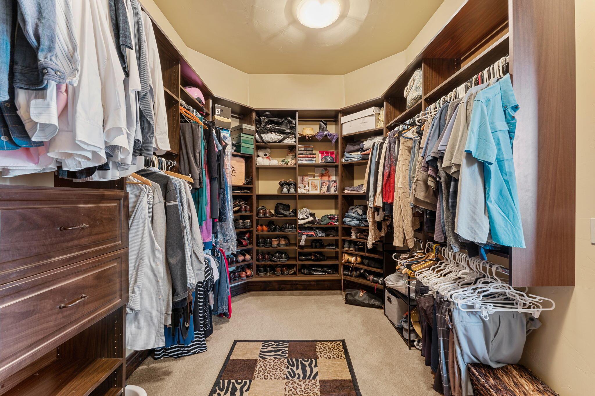 TENAYA SANDS - Residential