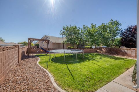 Tiny photo for 2163 E 170 South CIR, Saint George, UT 84790 (MLS # 26-271899)