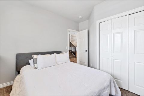 Tiny photo for 2163 E 170 South CIR, Saint George, UT 84790 (MLS # 26-271899)