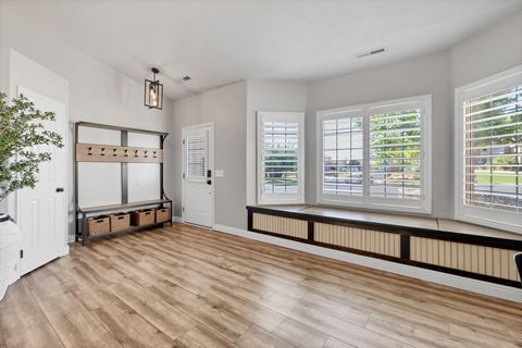 Tiny photo for 2163 E 170 South CIR, Saint George, UT 84790 (MLS # 26-271899)