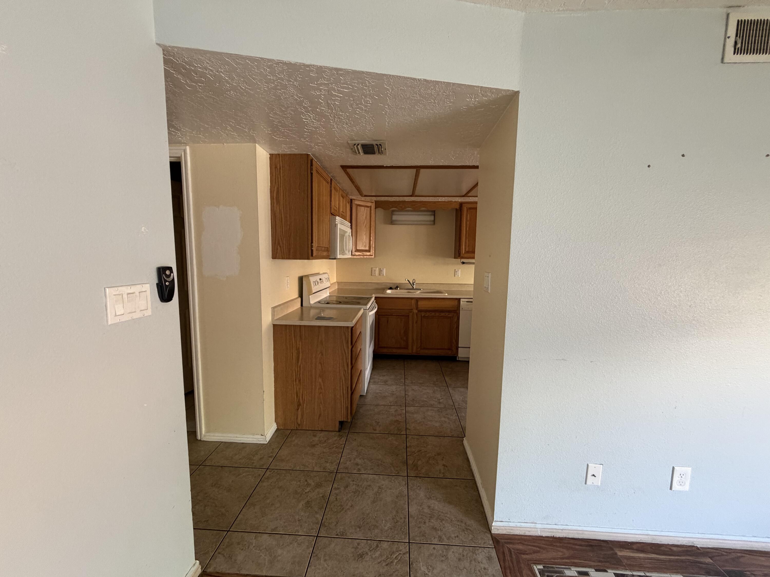 SUNNY VILLA TOWNHOMES - Residential